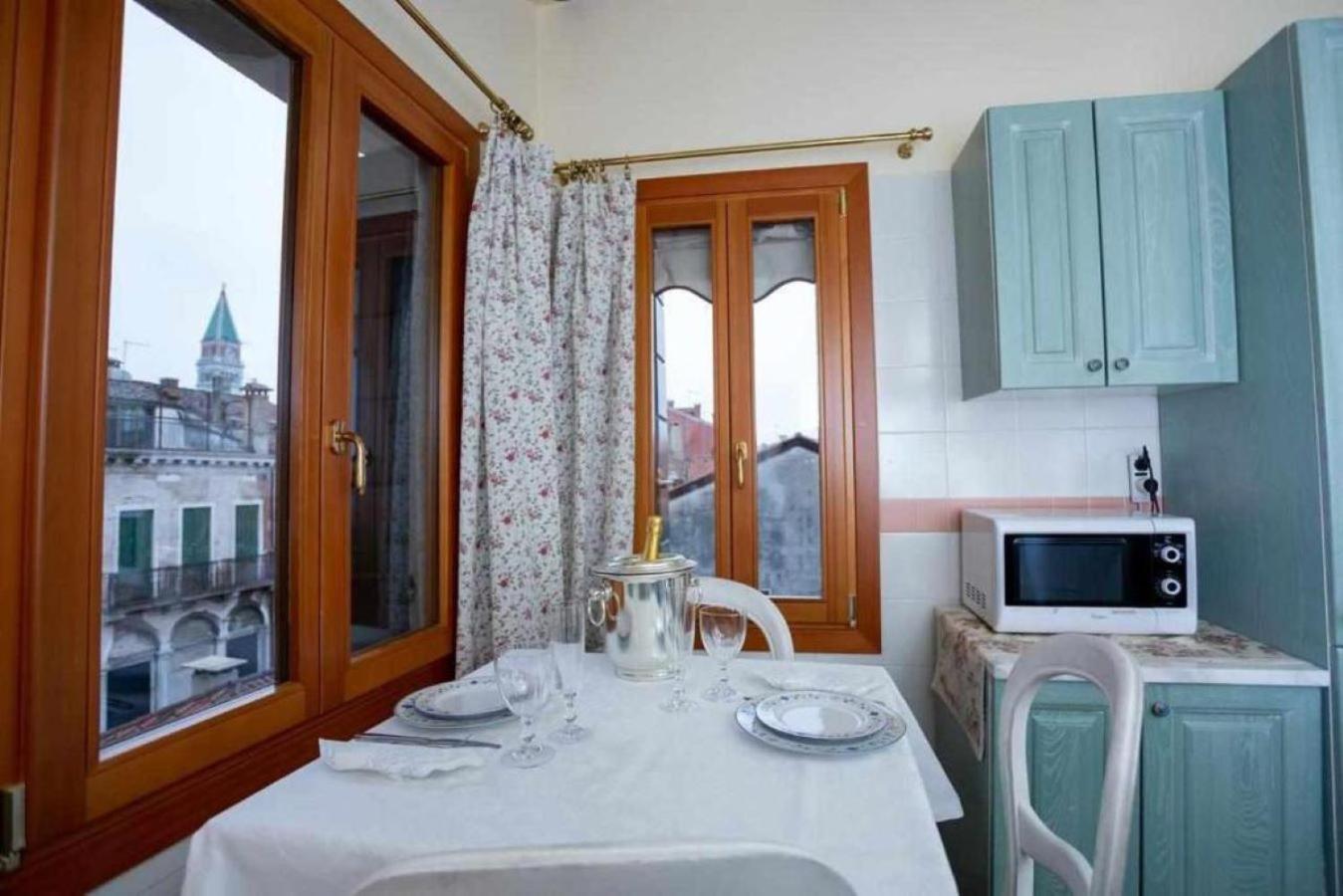 Emanuela'S Flat Apartment Venice Exterior photo
